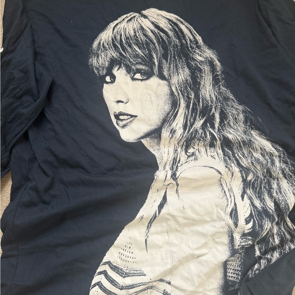 Taylor Swift Eras Tour Navy Long Sleeve Size S- worn once!!
